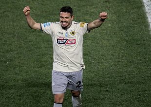 «Όπλο» της η μεσαία γραμμή