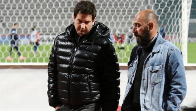 Γιαννίκης: «Είτε μείνω, είτε φύγω θα κάνω τη έκθεσή μου για του χρόνου»