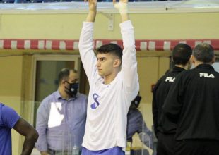 Ευχές της Βασίλισσας στον Γιώτη για ταχεία ανάρρωση (ΦΩΤΟ)