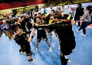 Τα «κλικ» από τους πανηγυρισμούς της ΑΕΚΑΡΑΣ (pics)