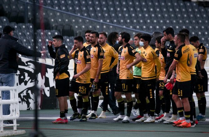 Έξαλλος ο Μελισσανίδης με τα λαϊκά δικαστήρια που στήθηκαν στο ΟΑΚΑ