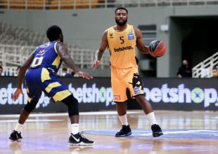 Λάνγκφορντ: «Βγάζω το καπέλο στα νέα παιδιά του Λαυρίου»