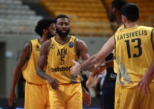 Στο Top-10 των κορυφαίων σκόρερ ο Λάνγκφορντ