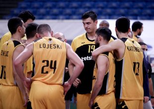 Ματαιώθηκε το φιλικό της Βασίλισσας με το Περιστέρι