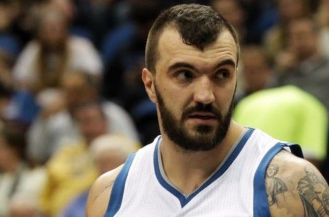 Ο Νίκολα Πέκοβιτς διεκδικεί την θέση του προέδρου στην Ομοσπονδία του Μαυροβουνίου