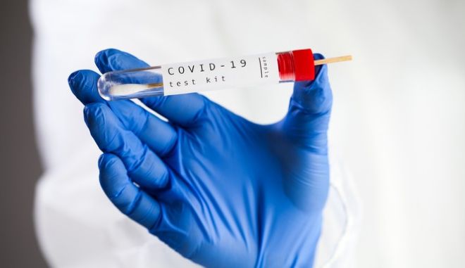Κορωνοϊός: Στην Ελλάδα τα πρώτα self test απόψε το βραδυ