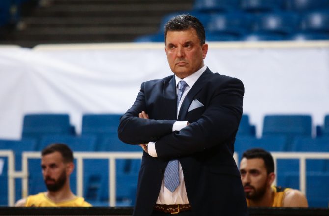 Αγγέλου: «Στο μπάσκετ ισχύει ο νόμος του Μέρφι, αλλά εμείς θα πάμε με το νόμο του… Έντι Μέρφι»
