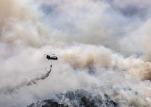 Φωτιά στην Κορινθία: Πώς να προστατευθείτε από το νέφος – Τι να προσέξετε