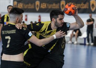 Λύση συνεργασίας και με τον Αραπακόπουλο