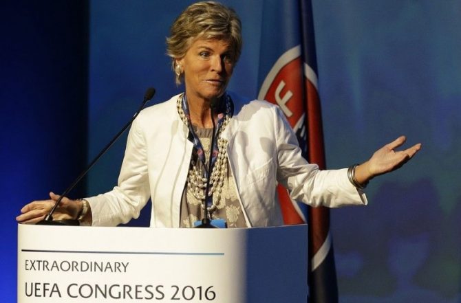 Κρίστιλιν: «Ρεάλ – Μπαρτσελόνα και Γιουβέντους κινδυνεύουν να μείνουν εκτός Champions League» Κρίστιλιν: «Ρεάλ – Μπαρτσελόνα και Γιουβέντους κινδυνεύουν να μείνουν εκτός Champions League»