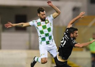 Έκανε πέναλτι και αποβλήθηκε στο τελευταίο του ματς ο Σιμάο