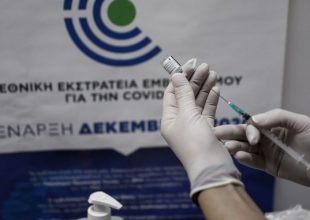 Εμβόλιο: Προβληματισμός για την ανοσία των ηλικιωμένων – Σκέψεις για τρίτη δόση