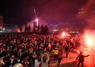 Τρελή αποθέωση στο Λιλ για τους πρωταθλητές