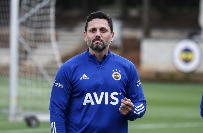 Μπουλούτ: «Δεν έχω αποφασίσει ακόμα…»