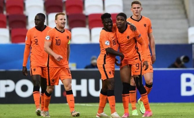 «Ξέρανε» την Γαλλία και προκρίθηκε στο… 93′ η Ολλανδία!