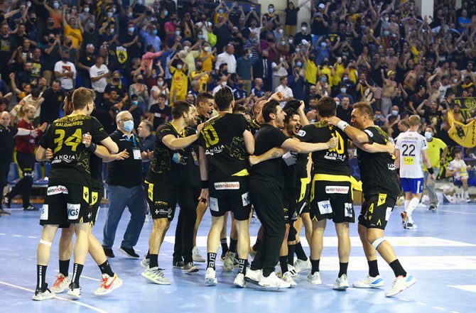 Τα… 10.339 «ευχαριστώ» της Μάνας ΑΕΚ