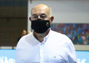 Προβληματισμένος ο Παπασταμάτης μετά τη λήξη του τελικού