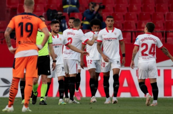 Σεβίλλη – Βαλένθια 1-0: Διατηρούν τις όποιες μαθηματικές ελπίδες για το πρωτάθλημα