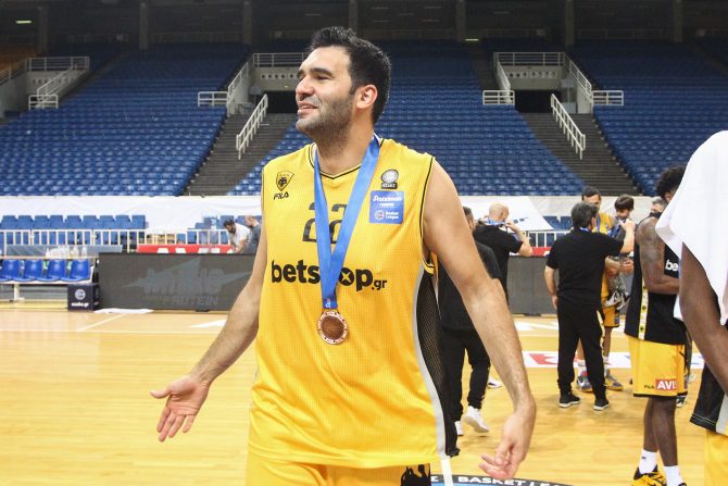 Μαυροειδής για Ραντούλιτσα: «Μόνο ΑΕΚ μπράτε, μόνο ΑΕΚ»