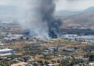 Ασπρόπυργος: Φωτιά σε βυτιοφόρο με προπάνιο – Υπό μερικό έλεγχο η φωτιά