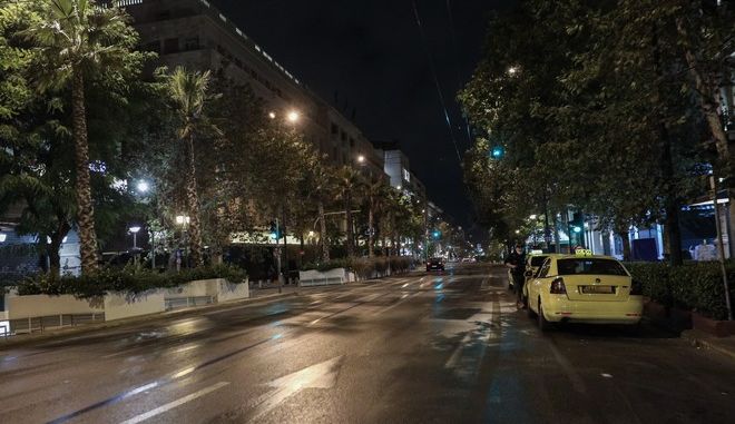 Μέχρι τα μέσα Ιουνίου τουλάχιστον η απαγόρευση κυκλοφορίας τις νύχτες