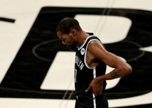 Ντουράντ: «Η… ποδάρα μου πάτησε τη γραμμή-Σεβασμός στους Μπακς»