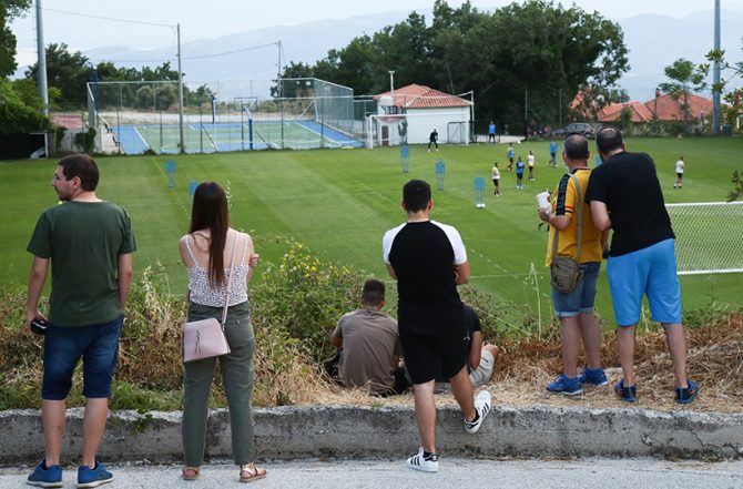 Και η απογευματινή προπόνηση με… κόσμο (ΦΩΤΟ)