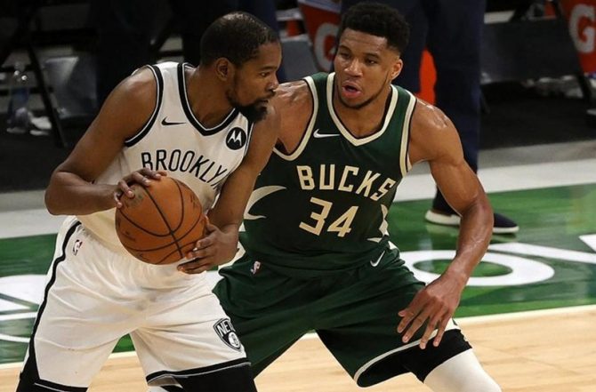 Ντουράντ για Αντετοκούνμπο: «Είναι back to back MVP – Να βρούμε τρόπο να τον αντιμετωπίσουμε» Ντουράντ για Αντετοκούνμπο: «Είναι back to back MVP – Να βρούμε τρόπο να τον αντιμετωπίσουμε»