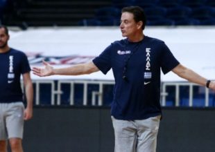 Πιτίνο: «Δεν θα αγωνιστεί ο Αντετοκούνμπο στο Προολυμπιακό»
