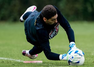 Τα βάσανα για τους… γκολκίπερ καλά κρατούν (VIDS)