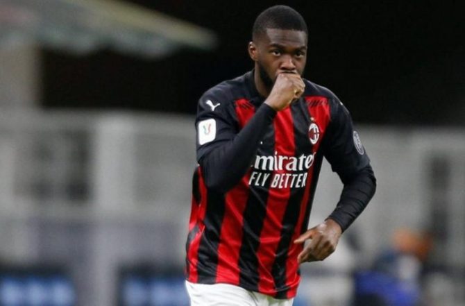 Ανανεώνει το συμβόλαιό του με τη Μίλαν ο Τομόρι