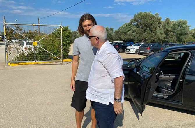 Μελισσανίδης σε «Τσίγκρι»: «Τίμησες την φανέλα της ΑΕΚ»