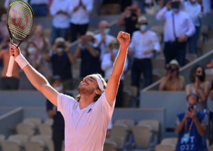 AEK BC: «Ο δικός μας Στέφανος μας συγκίνησε – Μπορείς το τρόπαιο» (ΦΩΤΟ)