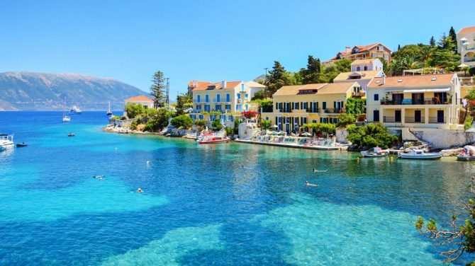 Κομισιόν: Εγκρίθηκε το ελληνικό πρόγραμμα 800 εκατ. ευρώ, για τη στήριξη του τουρισμού