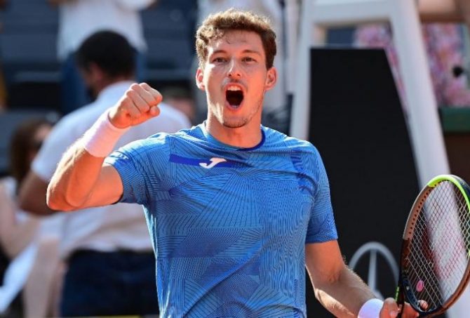 Στον τελικό του Αμβούργου Καρένιο Μπούστα και Κραΐνοβιτς