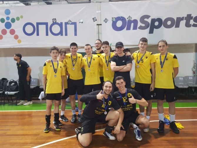 Ασημένιο μετάλλιο για την Κ18