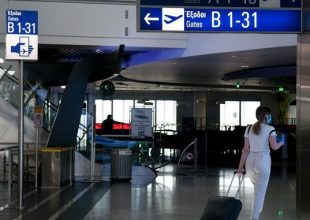 Κορωνοϊός: Χαλάρωση μέτρων για τις πτήσεις προς τα νησιά – Ποιους αφορά