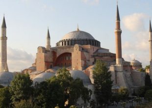 UNESCO: “Χαστούκι” στην Τουρκία για τη μετατροπή της Αγία Σοφίας σε τζαμί