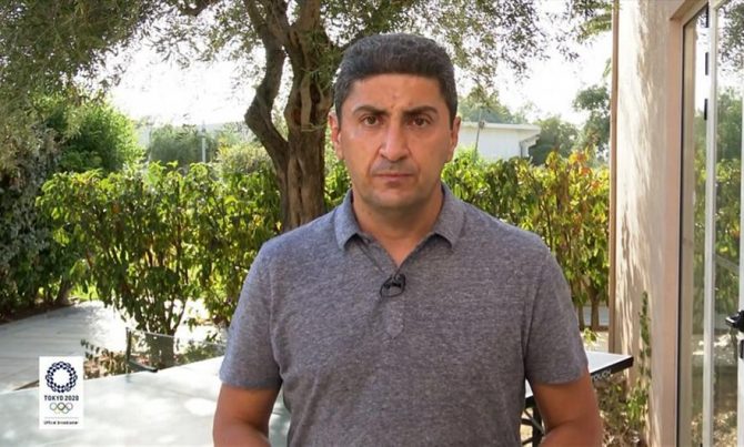 Αυγενάκης: «Η προετοιμασία των αθλητών είναι ευθύνη των διοικήσεων των ομοσπονδιών» Αυγενάκης: «Η προετοιμασία των αθλητών είναι ευθύνη των διοικήσεων των ομοσπονδιών»