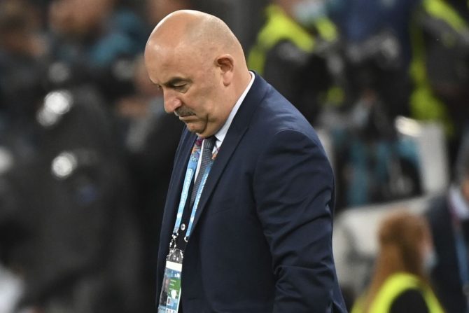 Euro 2020: Τέλος ο Τσερτσέσοφ από τον πάγκο της Ρωσίας