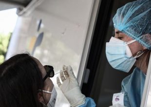 Κορωνοϊός: 1997 νέα κρούσματα σήμερα στην Ελλάδα – 12 νεκροί και 141 διασωληνωμένοι