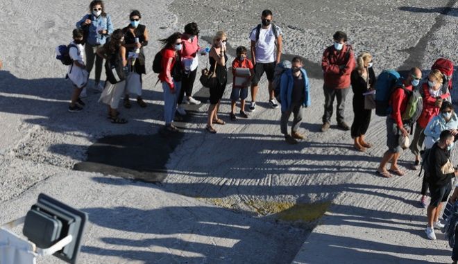 Νέα μέτρα: Υποχρεωτικό rapid για την επιστροφη από νησιά, για τους μη πλήρως εμβολιασμένους