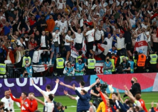 Euro 2020: Οι Άγγλοι μαζεύουν υπογραφές για εθνική αργία στις 12 Ιουλίου αν κατακτήσουν την κούπα! (pic)