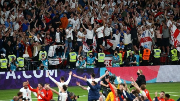 Euro 2020: Οι Άγγλοι μαζεύουν υπογραφές για εθνική αργία στις 12 Ιουλίου αν κατακτήσουν την κούπα! (pic)