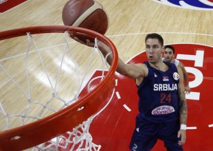 Πλήγμα για τη Σερβία, εκτός Προολυμπιακού ο Στέφαν Γιόβιτς
