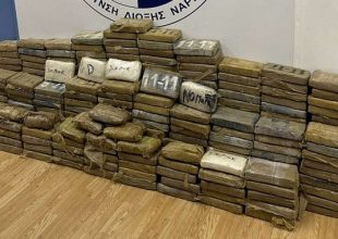 Πειραιάς: 351 κιλά κοκαΐνης βρέθηκαν σε κοντέινερ στο λιμάνι