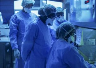 Μετάλλαξη Δέλτα: Τρεις αλήθειες για εμβολιασμένους και ανεμβολίαστους