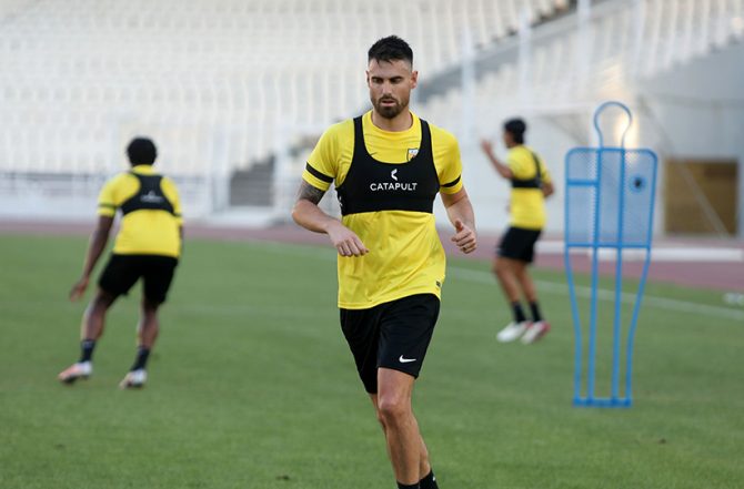 Η Ντόρτμουντ ετοιμάζει αφιέρωμα στον Λε Ταλέκ