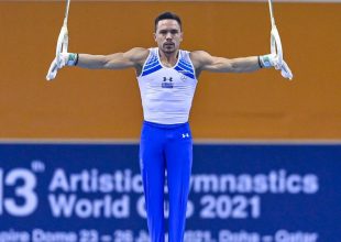 Απίστευτος Πετρούνιας: Κατέκτησε το χρυσό μετάλλιο στο Παγκόσμιο Κύπελλο