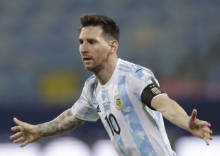 Μέσι: «Μετανιώνω που δεν έμαθα αγγλικά»